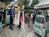 ২ বছর ধরে মসজিদের পাশে দাঁড়িয়েছিল এই গাড়ি, কখনও সেটা চলত না, ভিতরে দেখতেই সবাই অবাক !