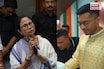 কালীঘাটে বিজয়া সম্মিলনীতে শুভেচ্ছা বিনিময় মমতা-অভিষেকের