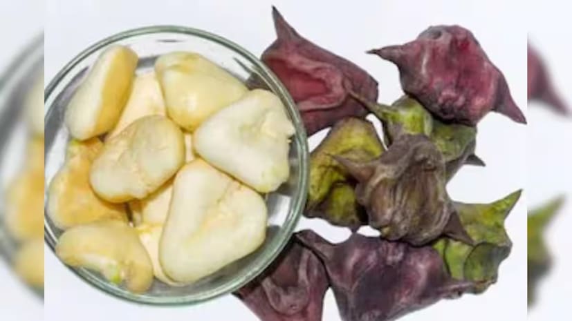 আপনি যদি নিয়মিত ১৫ দিন ধরে পানিফল খান, তাহলে আপনার শরীরে অনেক ইতিবাচক পরিবর্তন আসতে পারে। এই ফল খেলে অনেক সমস্যা থেকে মুক্তি পাওয়া যায় এবং আপনার সামগ্রিক স্বাস্থ্যের উন্নতি হতে পারে। বলছেন পুষ্টিবিদ অবনী কৌল৷