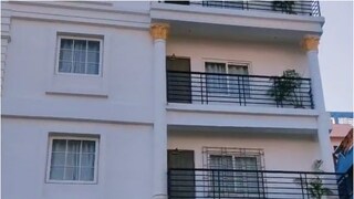 ক্ষতিগ্রস্ত সেই হোটেল