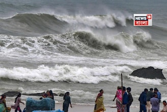 হু হু করে এগোচ্ছে...! ছট পুজো, জগদ্ধাত্রী পুজোয় ঘূর্ণিঝড় 'কাঁটা'! কবে কাটবে দুর্যোগ?