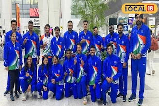 বাবা সবজি বিক্রেতা, ছেলে দেশের হয়ে আন্তর্জাতিক মঞ্চে! পলাশের পথ চলার গল্প একেবারে আলাদা