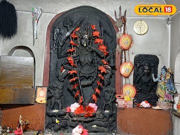 দেবী