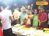 ভাইয়ের আদরে কোনও খামতি রাখা যাবে না! আগুন দাম, তবুও মিষ্টি-মাংসের উপচে পড়া ভিড়