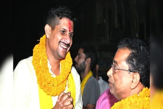 ২ হাজার টাকার নিরাপত্তারক্ষী থেকে ৪০০ কোটি টাকার সাম্রাজ্যের মালিক!