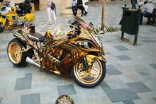 দামি বাইক তো অনেক দেখেছেন! ১ কোটি ৬৭ লাখ টাকার এমন দু'চাকা দেখেছেন?