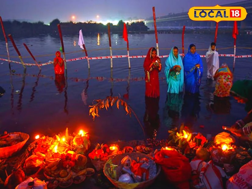 এই দিনটি থেকে কঠিন ব্রত শুরু হয়। ব্রতী বা উপবাসী মহিলারা সারা দিন নির্জলা উপবাস রাখেন। সূর্যাস্তের পর গুড় দিয়ে তৈরি বিশেষ পায়েস বা ক্ষীর, রুটি এবং ফল দিয়ে উপবাস ভঙ্গ করা হয়। এই প্রসাদ গ্রহণের পরই ৩৬ ঘণ্টার কঠোর নির্জলা উপবাস শুরু হয়।