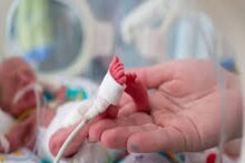 Baby and Mother: কোল থেকে আমার বাচ্চাটাকে নিয়ে আদর করছিল, তারপরেই আর দেখতে পাচ্ছি না, বুক ফাটা কান্নায় ভেঙে মা যা জানাল