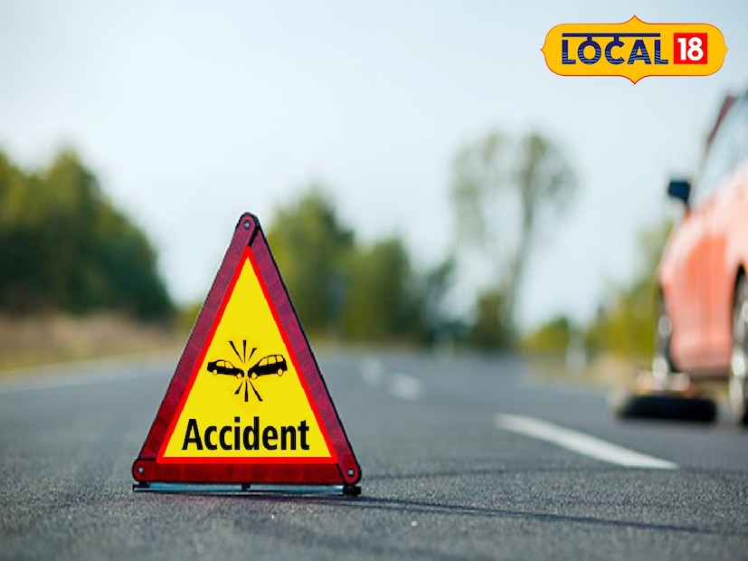 বাসটি মোলগি গ্রাম থেকে আকালকুয়ার দিকে যাচ্ছিল, তখন আমলিবাড়ি এলাকায় দুর্ঘটনাটি ঘটে। স্কুলবাসটি গভীর খাদে পড়ে যাওয়ার জেরে সম্পূর্ণ ভেঙে চুরমার হয়ে যায়। Representative Image