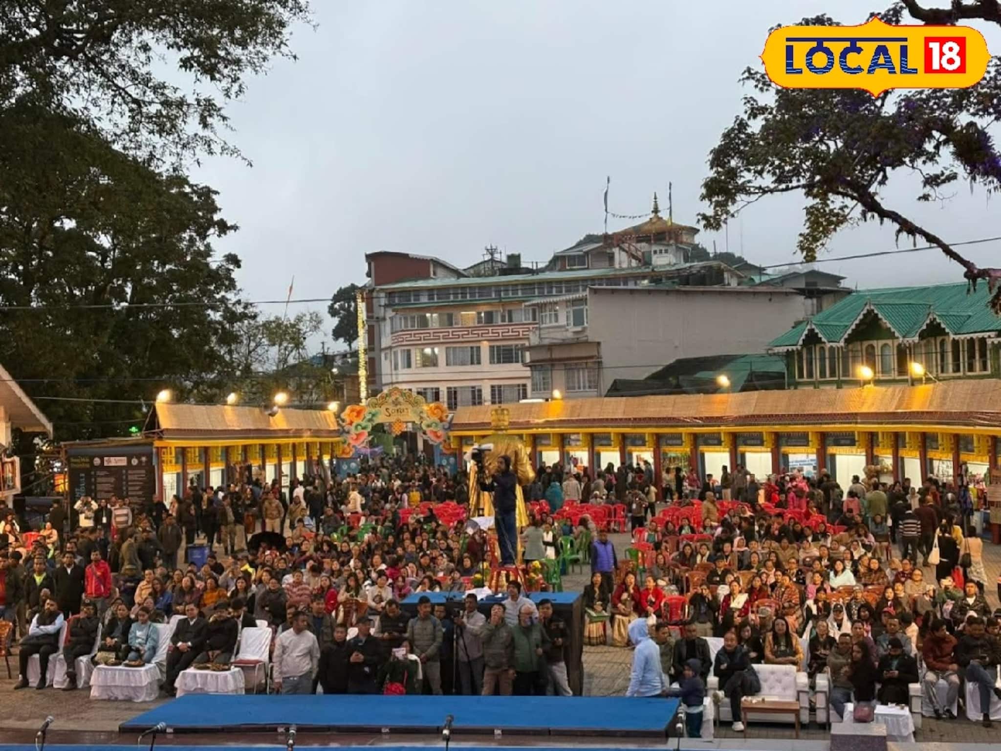 Darjeeling : নভেম্বরে দার্জিলিং যাচ্ছেন? ম্যাল ছেড়ে অন্য কোথাও যেতে ইচ্ছা করবে না! উত্তরের 'ট্রাডিশনাল' খাবারের খনি, সঙ্গে দেদার শপিং