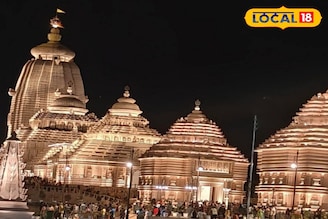 হাতে লম্বা ছুটি মিলতেই দিঘার জগন্নাথ ধামে উপচে পড়া ভক্ত সমাগম! জানুন পুজোর ৫ দিনের সংখ্যা