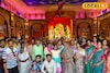 বৃদ্ধাবাসে নতুন আনন্দ, খুশিতে ডগমগ 'ওঁরা'! দুর্গাপুজোয় যা করলেন হাওড়া যুবরা