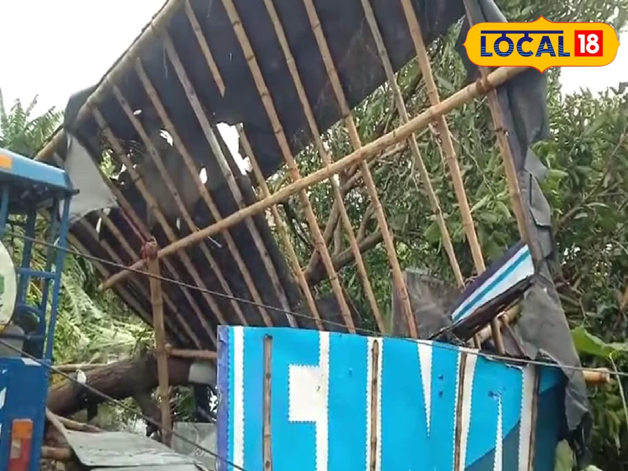 অল্প সময়ের ঝড়ে ক্ষতির পাহাড়! ভেঙে পড়ল মন্ডপ, উড়ল বাড়ির চাল