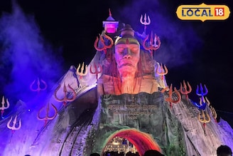 কোথাও বিষ্ণুর দশাবতার, আবার কোথাও ঋষির তপস্যা! ছবিতে দেখুন ঝাড়গ্রামের সেরা সব পুজোর থিম