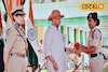 রেলমন্ত্রীর থেকে পুরস্কৃত হলেন মেচেদার আরপিএফ-এর লেডি কনস্টেবল! কারণ জানলে স্যালুট জানাবেন