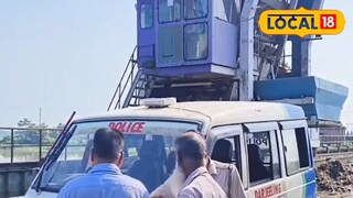 ঘটনাস্থলে পুলিশ।