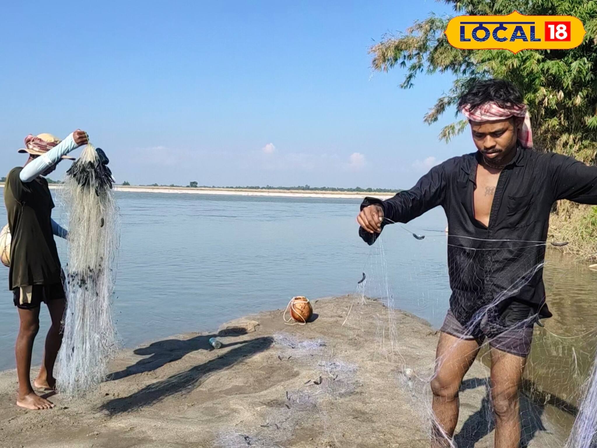 Fisherman Earning : ধ্বংসলীলার পর প্রকৃতির উপহার, এই জিনিস ভরিয়ে দিচ্ছে ঝুলি! উত্তরের মৎস্যজীবীরা পেয়েছেন 'লটারি'