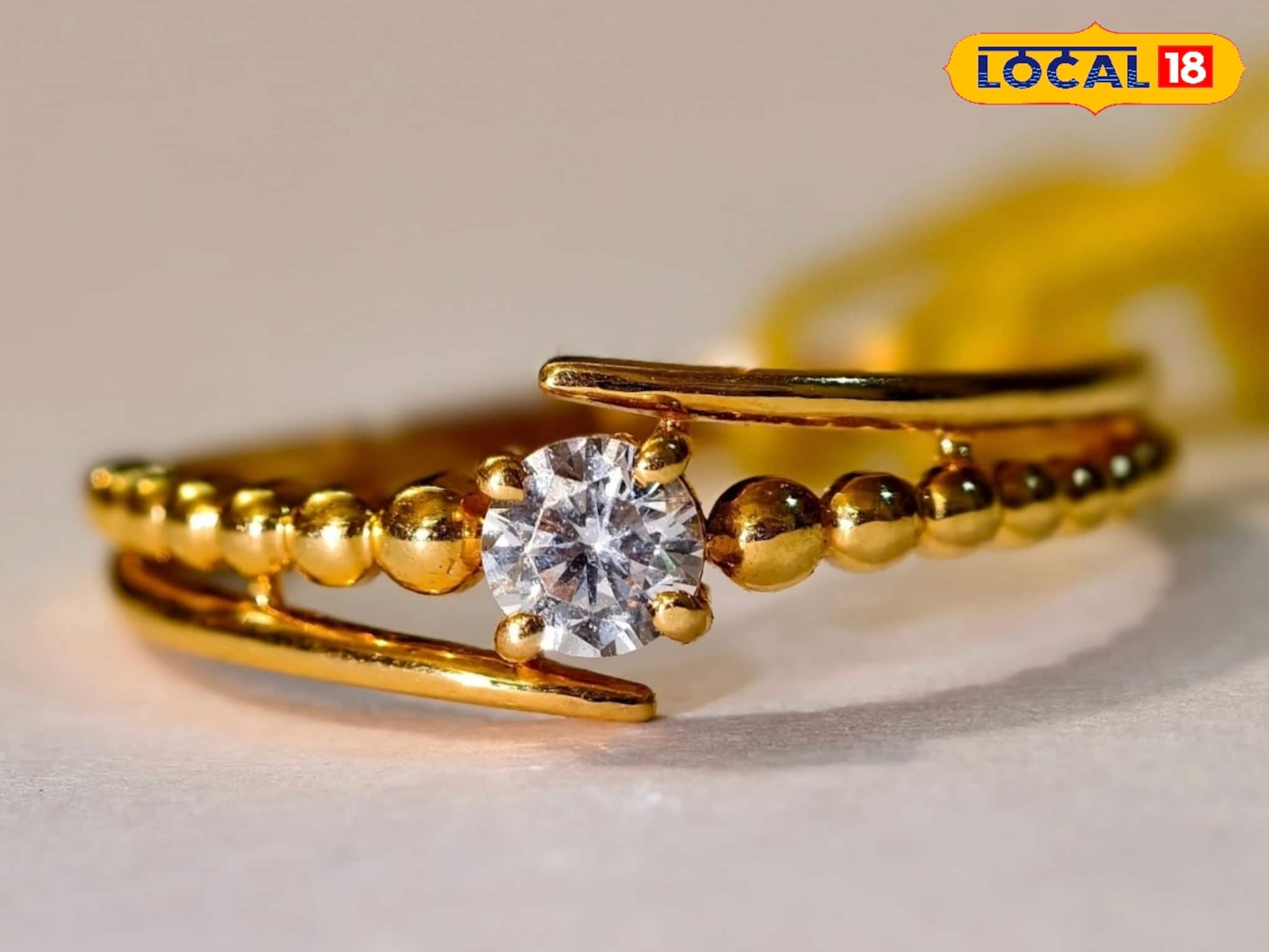 Gold: আকাশছোঁয়া দামের মাঝেও সোনায় আলাদা চমক দিচ্ছে বাংলার 'এই' জায়গা! পুরোটা জানলে গর্বে বুক ভরবে Gold: আকাশছোঁয়া দামের মাঝেও সোনায় আলাদা চমক দিচ্ছে বাংলার 'এই' জায়গা! পুরোটা জানলে গর্বে বুক ভরবে