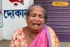 ৪ দিন না খেয়ে রাস্তায় ঘুরে বেড়ানো বৃদ্ধার পাশে দাঁড়ালেন ২ মহিলা পুলিশ!