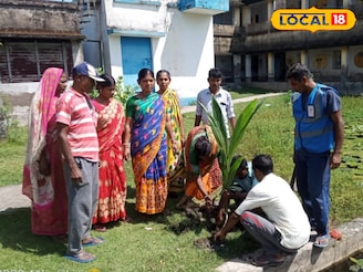 উৎসব, আনন্দ পেরিয়ে এবার নতুন কাজে ব্যস্ত উদ্যোক্তারা! বসিরহাটে কী চলছে দেখুন