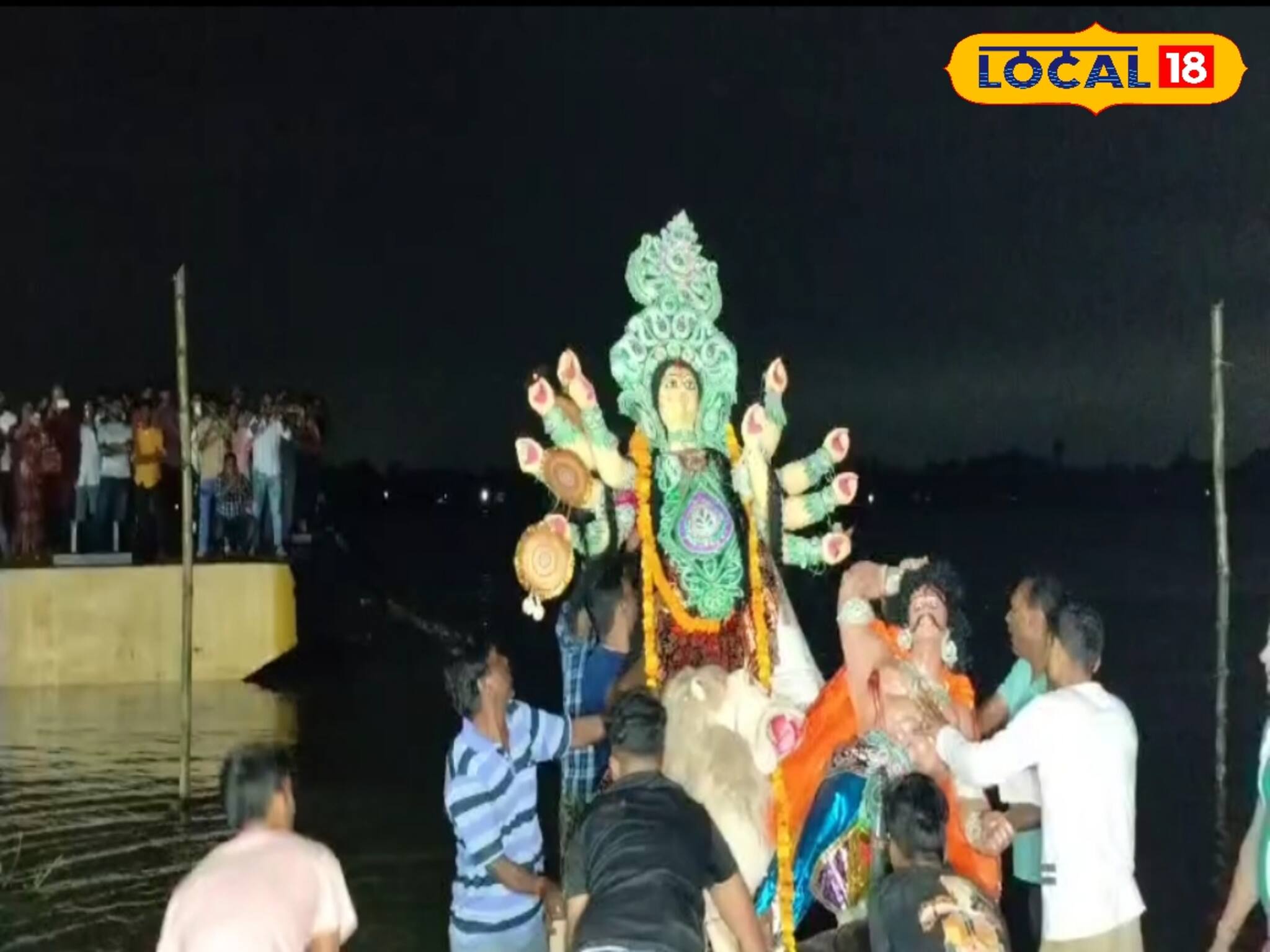 আনন্দ শেষ, বাজল বিষাদের সুর! মহেশতলায় প্রতিমা নিরঞ্জনে নজিরবিহীন নিরাপত্তা