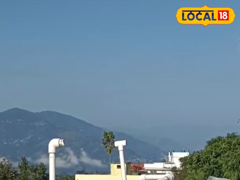 হাওয়া অফিসের পূর্বাভাস অনুযায়ী, বাংলা সহ বেশ কয়েকটি রাজ্য থেকে বিদায় নিয়েছে বর্ষা। তারপরেই নামতে শুরু করেছে তাপমাত্রা। ঢুকতে শুরু করেছে উত্তরের ঠাণ্ডা হাওয়া। নতুন করে বৃষ্টির সতর্কতা জারি করেনি আবহাওয়া দফতর।