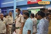 দশমীর সন্ধ্যায় দোকানে বসে আড্ডা দিচ্ছিলেন 'ওঁরা', আচমকা হুড়মুড়িয়ে ঢুকে পড়ল গাড়ি!