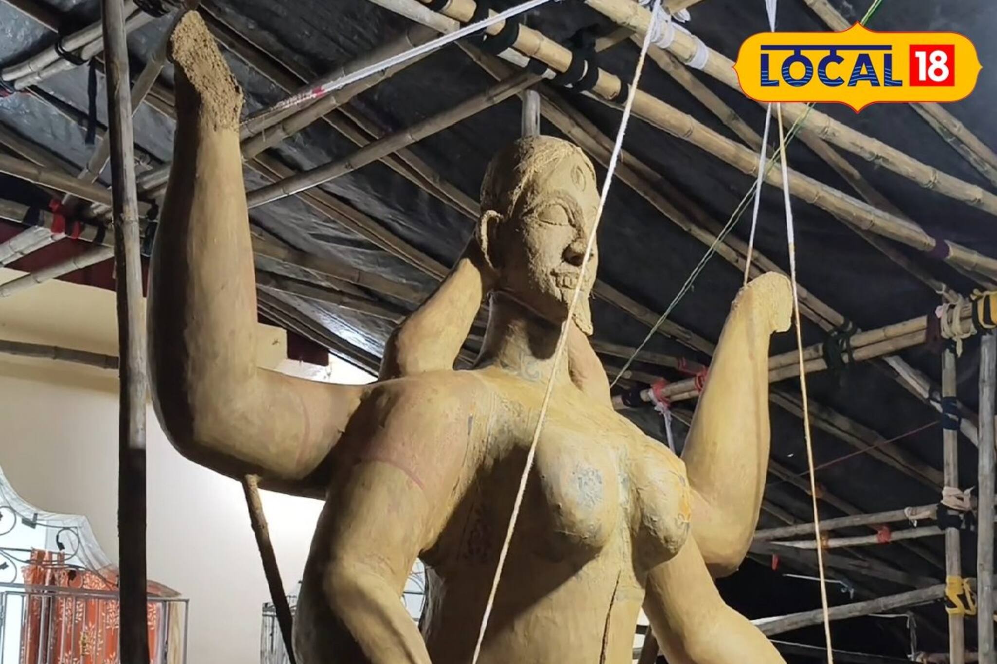 বিশাল প্রতিমা, বাজেট ৫ লক্ষ টাকা! এবার পুরুলিয়ার 'এই' কালীপুজো মুখিয়ে দর্শনার্থীরা