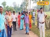 নয়ানজুলিতে বাইকে মুখ গুঁজে যুবক! কাছে যেতেই 'থ' বাসিন্দারা, পুলিশ কী বলছে জানুন