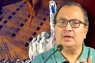 'চুপি চুপি কারচুপি, ২০০২-এ নাম থাকলেও কেটে দেওয়া হচ্ছে!' বিস্ফোরক কুণাল ঘোষ