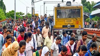 কেন বাতিল এত ট্রেন?