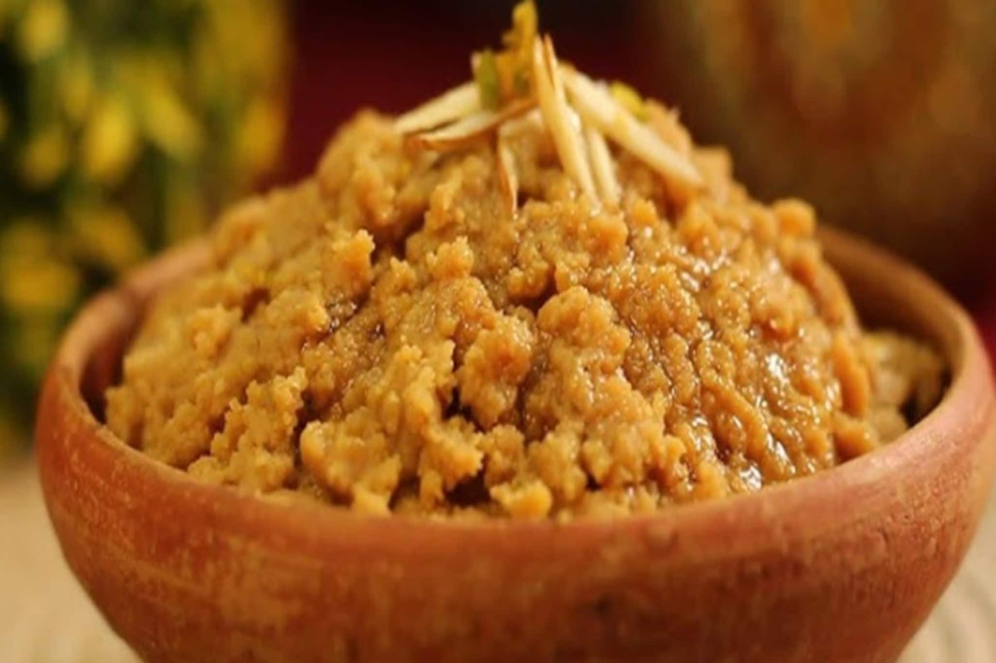 Bengal Sweet goes Foreign: রসগোল্লা-সন্দেশ নয়, বাংলা এই বিখ্যাত মিষ্টি বিদেশে হট ফেভারিট! ভাইফোঁটায় দাম বেড়ে যায় কয়েকগুণ 