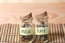 Mutual Fund Return: এই মিড-ক্যাপ মিউচুয়াল ফান্ড দিচ্ছে ব্যাপক রিটার্ন, বার্ষিক ২২% বৃদ্ধি পাচ্ছে, দেখে নিন এক ঝলকে