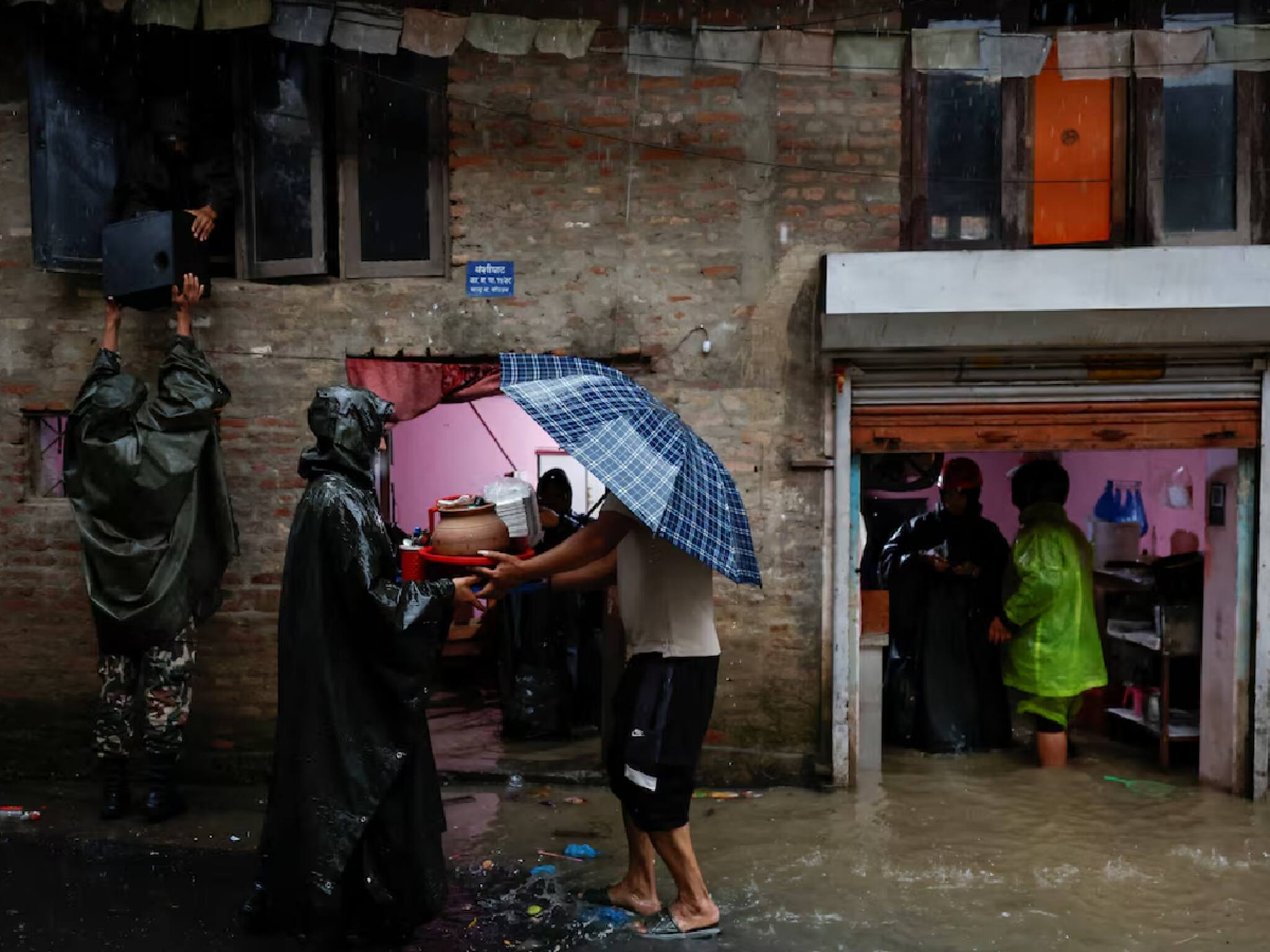 Nepal heavy rain: অতিবৃষ্টি, ধস এবং বন্যার জেরে ৩৯ জনের মৃত্যু নেপালে! বিপর্যয় ভুটানেও, বিপদ আরও বাড়তে পারে উত্তরবঙ্গে