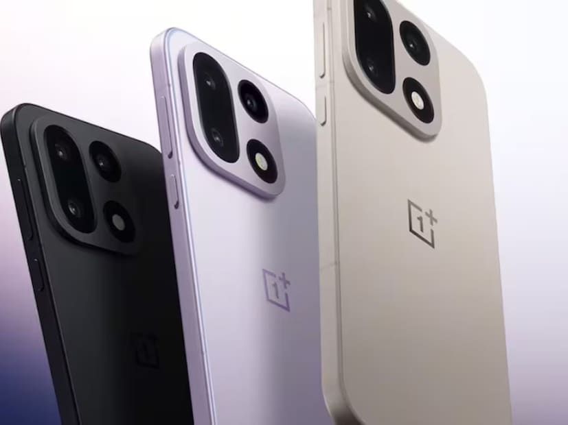 OnePlus 15 ২৭ অক্টোবর, ২০২৫ তারিখে চিনে লঞ্চ হবে এবং শীঘ্রই ভারতেও পাওয়া যাবে। কোম্পানিটি ভারতের জন্য একটি মাইক্রোসাইটও প্রকাশ করেছে, যেখানে ইঙ্গিত দেওয়া হয়েছে যে ফোনটি শীঘ্রই ভারতে লঞ্চ হবে। ভারতীয় সংস্করণে চিনা সংস্করণের মতোই অনেক বৈশিষ্ট্য থাকবে বলে আশা করা হচ্ছে। কোম্পানি ইতিমধ্যেই ফোনটি সম্পর্কে কিছু গুরুত্বপূর্ণ তথ্য শেয়ার করেছে।