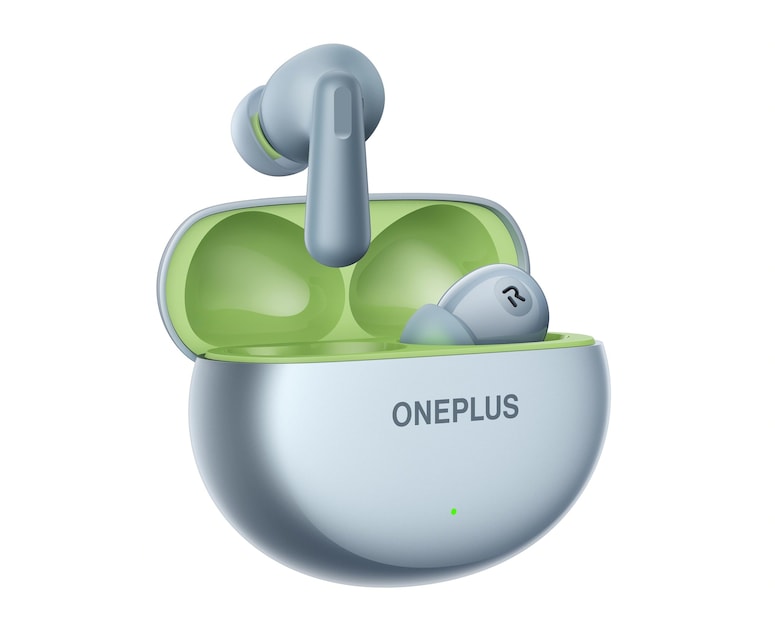 OnePlus Nord Buds ৩-ও অডিওপ্রেমীদের জন্য একটি নির্ভরযোগ্য বিকল্প। খুবই হালকা এই ইয়ারবাড ১২.৪ মিমি ডায়নামিক ড্রাইভার সহ সিঙ্গল চার্জেই ১২ ঘন্টা প্লেব্যাক টাইম প্রদান করতে সক্ষম (কেস সহ মোট ৪৮ ঘন্টা)। সেলে এর মূল্য মাত্র ১,৪৯৯ টাকা।