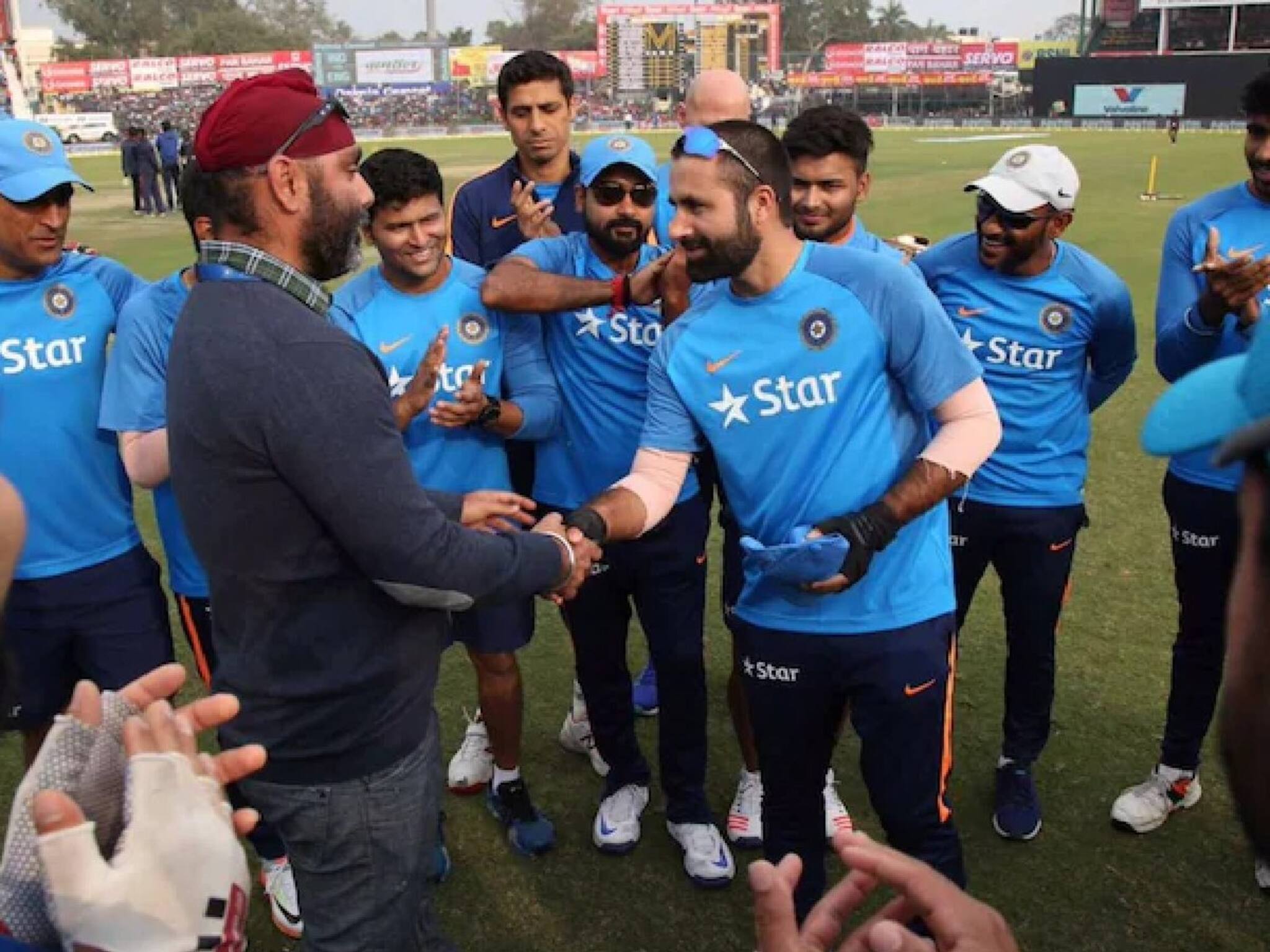 Parvez Rasool Retires : ৩৬ বছর মাত্র বয়স,  টিম ইন্ডিয়ার তারকা ক্রিকেটারের অবসর ঘোষণা! অস্ট্রেলিয়ার কাছে হারের পর খারাপ খবর