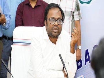 কী লিখলেন সামিরুল?