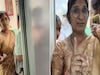 'সম্মান নয়, আমার টিকিট চাই...', 1AC-তে মহিলা যাত্রীকে বললেন TTE, উত্তরে যা বললেন মহিলা!