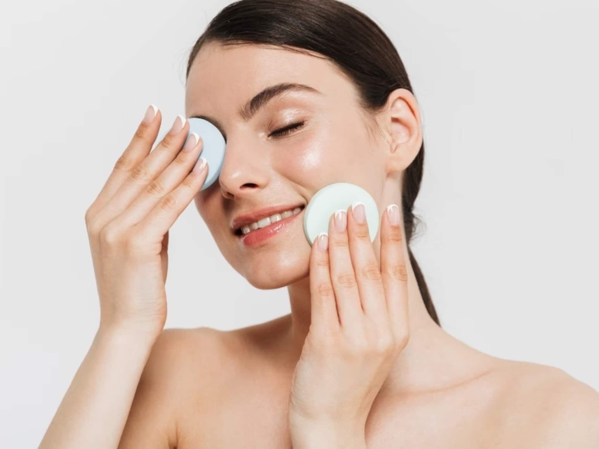 শীত শেষ হতেই ত্বকের ১২টা ৫? ময়েশ্চারাইজার ফেল করলেও এই ৫ পানীয় ভেলকি দেখায়