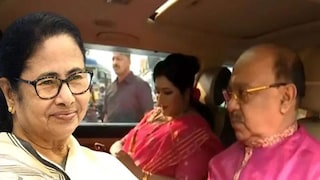 গত বছরও ভাইফোঁটায় কালীঘাটে গিয়েছিলেন শোভন