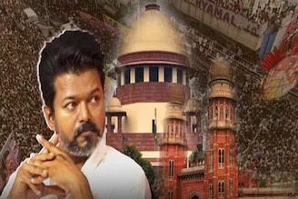 নিরপেক্ষ তদন্তের অধিকার! বিজয়ের সভায় পদপিষ্টের ঘটনায় CBI তদন্তের নির্দেশ সুপ্রিম কোর্টের