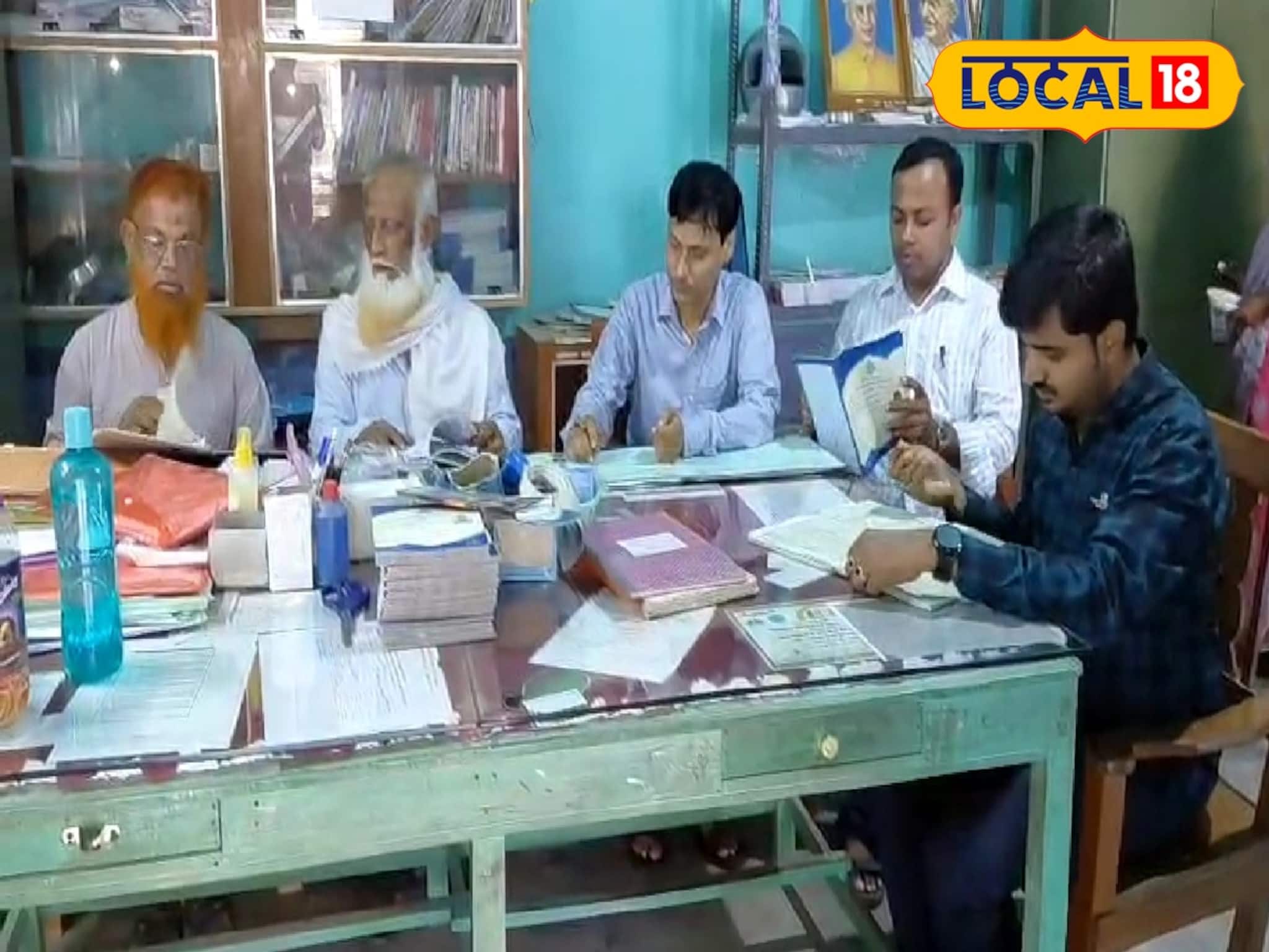 ৫ শিক্ষকের সবার SIR ডিউটি, BLO হয়ে ছুটতে হবে বাড়িতে বাড়িতে! 'এই' স্কুলে পড়াবে কে?