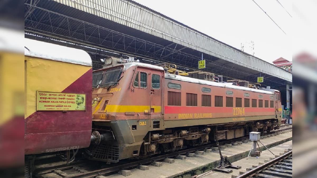 Oldest train of India : ভারতের সব থেকে পুরনো ট্রেন, ১৫৯ বছর ধরে ছুটছে! সেই ‘বুড়ো’ ট্রেন ছাড়ে হাওড়া থেকেই! নাম জানেন?