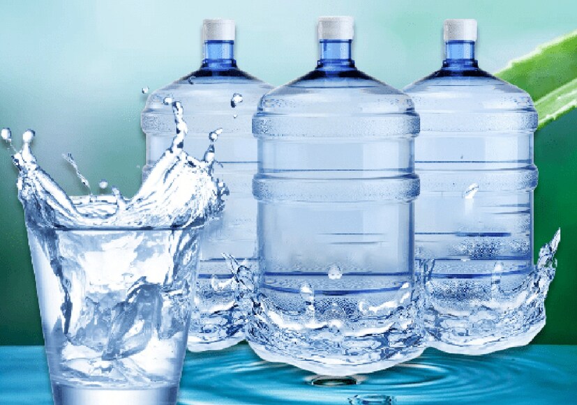 জলের আর এক নাম জীবন। তবুও জলই কিন্তু অনেক সময় প্রাণঘাতী হতে পারে! জলের সমস্যার কারণেই নানা শারীরিক সমস্যা তৈরি হয় মানবদেহে। তাই বর্তমানে টিউবওয়েল বা কলের জল ছেড়ে, ওয়াটার ফিল্টারের জল ব্যবহার করে থাকেন অধিকাংশ মানুষ।