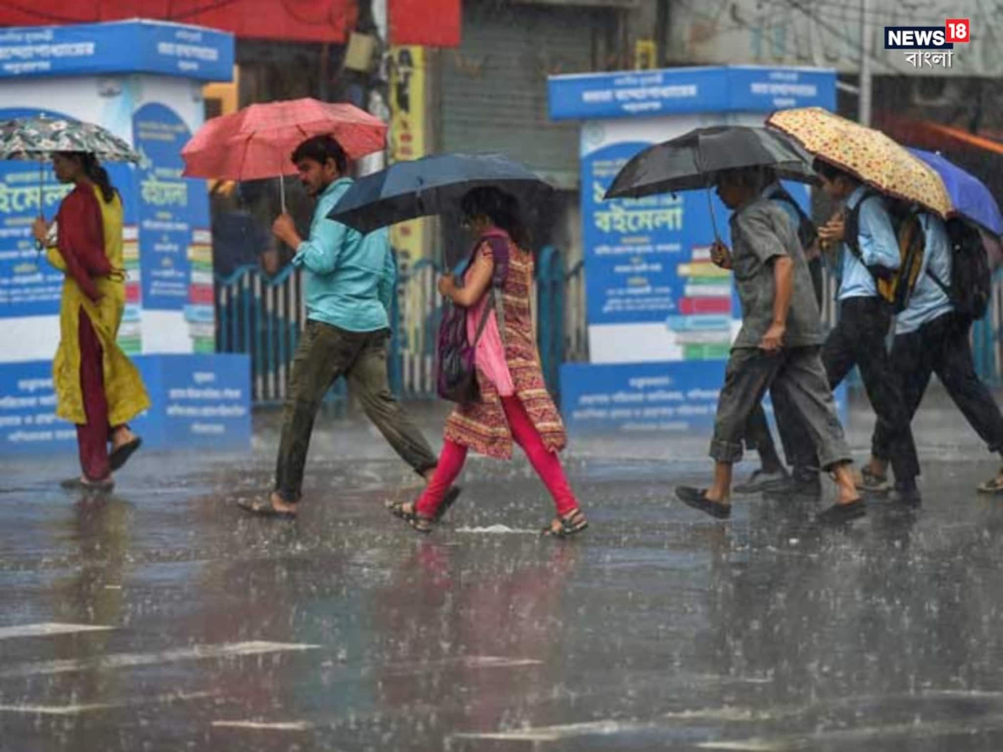 শনিবার পর্যন্ত তুমুল বৃষ্টি দক্ষিণবঙ্গের এসব জেলায়! কবে বর্ষা থেকে বাঁচবে রাজ্য, দেখুন ভিডিও