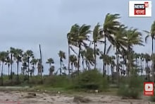 'মন্থা'র তাণ্ডবে ব্যাপক ক্ষয়ক্ষতি অন্ধ্র-ওড়িশা উপকূলে | দেখুন কী ছবি!