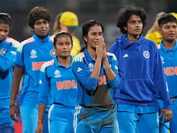 অ্যাংজাইটির সঙ্গে টানা লড়াই, কান্নায় ভেজা গাল, কণ্ঠে কৃতজ্ঞতা! জেমাইমা মনে করালেন... অ্যাংজাইটির সঙ্গে টানা লড়াই, কান্নায় ভেজা গাল, কণ্ঠে কৃতজ্ঞতা! জেমাইমা মনে করালেন...