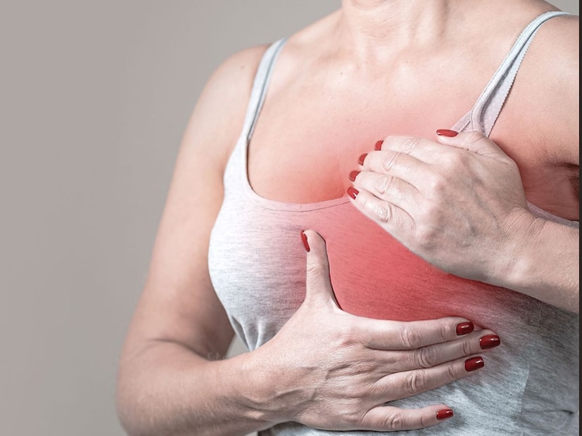 মেনোপজের পরে হরমোনের পরিবর্তন: “মেনোপজ-পরবর্তী স্থূলতা জৈবিক প্রক্রিয়ার মাধ্যমে স্তন ক্যানসারের ঝুঁকি উল্লেখযোগ্যভাবে বৃদ্ধি করে যা বাহ্যিকভাবে বোঝা যায় না,” বলছেন ডা. রশ্মি ভামরে, কনসালট্যান্ট অবস্টেট্রিক্স, রুবি হল ক্লিনিক, পুণে।