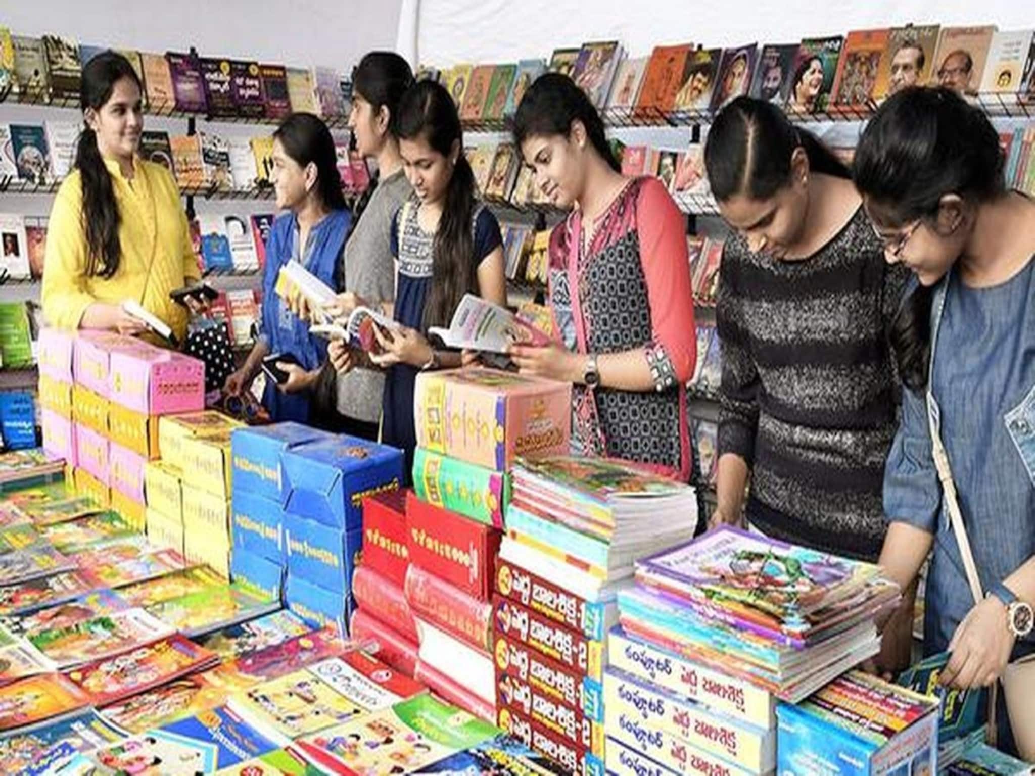 শব্দ, ভাবনা এবং সংস্কৃতির উজ্জ্বল উদযাপন! শুরু হল একাদশতম এপিজে বাংলা সাহিত্য উৎসব